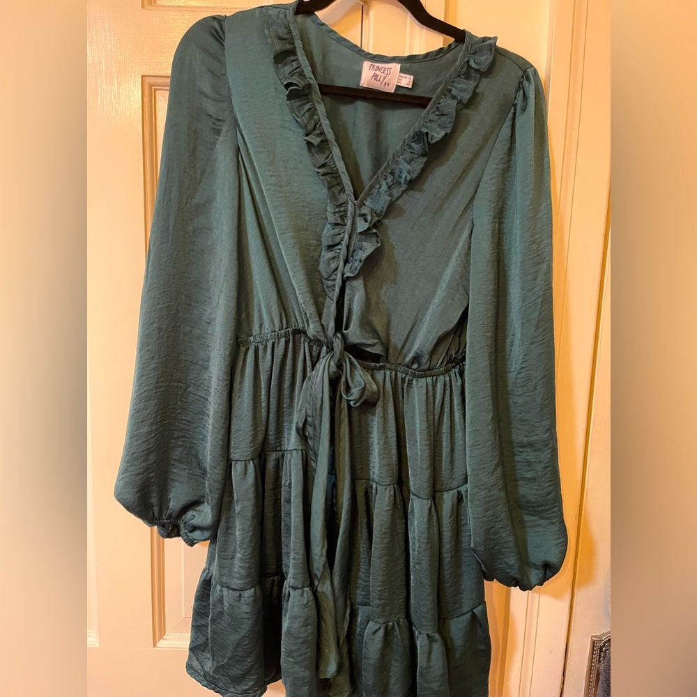 Princess Polly Dress Size 8